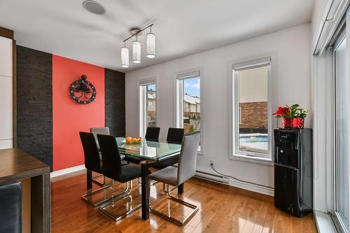 Dining room - 3200 Rue Des Monarques, Longueuil (Saint-Hubert), QC - Indoor Photo Showing Dining Room