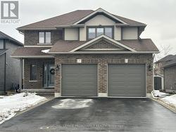 4 TRINITY COURT  Belleville (Belleville Ward), ON K8N 0E7