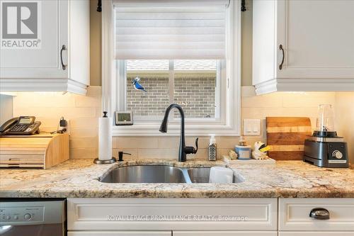 4 Trinity Court, Belleville (Belleville Ward), ON - Indoor Photo Showing Kitchen With Double Sink