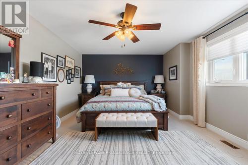 4 Trinity Court, Belleville (Belleville Ward), ON - Indoor Photo Showing Bedroom