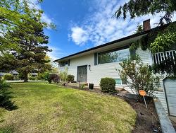 964 Tronson Drive  Kelowna, BC V1Y 4E1