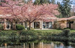 823 Lakes Blvd  Parksville, BC V9P 2P8