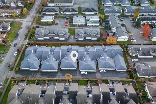 6-10084 Third St, Sidney, BC 