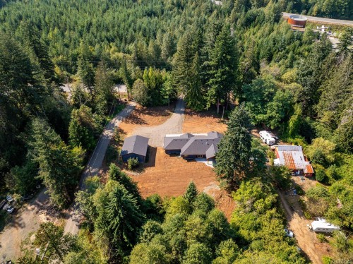 3368 Small Rd, Courtenay, BC 