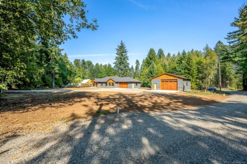 3368 Small Rd, Courtenay, BC 