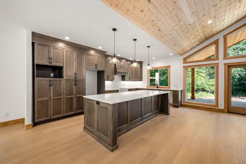 3368 Small Rd, Courtenay, BC 