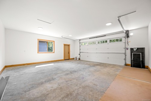 3368 Small Rd, Courtenay, BC 