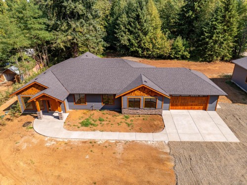 3368 Small Rd, Courtenay, BC 