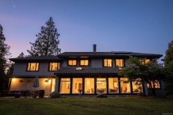 6866 Doumont Rd  Nanaimo, BC V9T 6G9