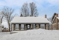 9165 Av. de Lucerne  Québec (Charlesbourg), QC G1C 3C8