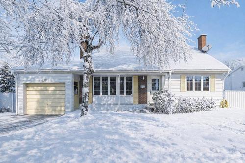 173 Rue des Marguerites  Châteauguay, QC J6J 1W4