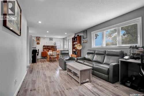 3102 Caen Street, Saskatoon, SK - Indoor Photo Showing Living Room