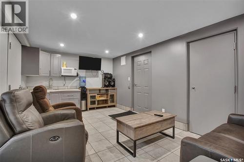 3102 Caen Street, Saskatoon, SK - Indoor