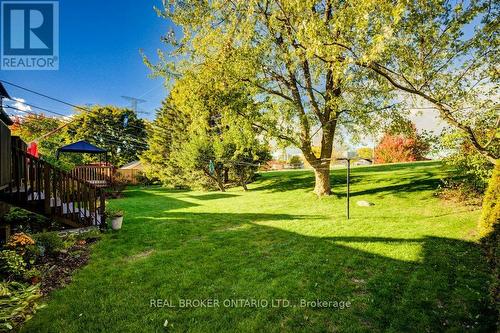 34 Willow Green Court, Kitchener, ON - Outdoor