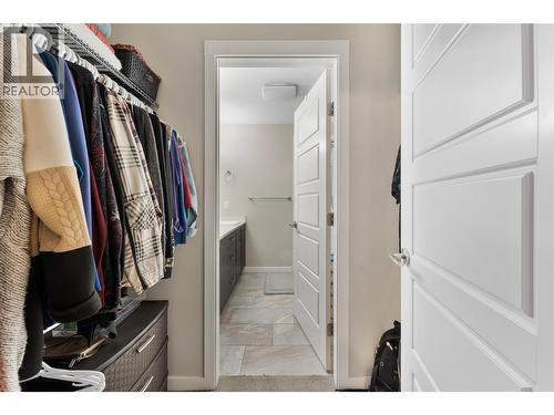 680 Old Meadows Road Unit# 69, Kelowna, BC - Indoor With Storage