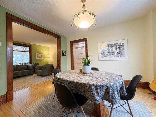 78 Arlington St, Winnipeg, MB 