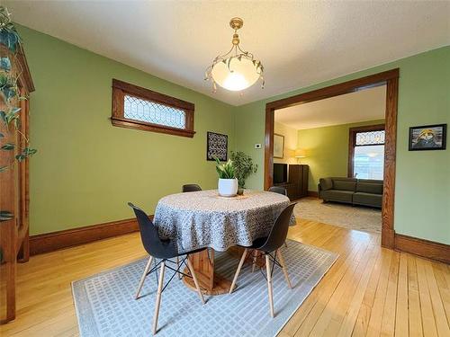 78 Arlington St, Winnipeg, MB 