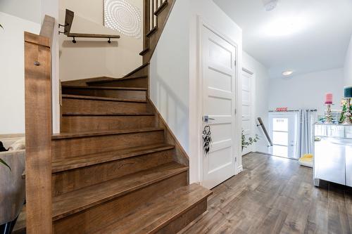 Escalier - 1710 Rue Coderre, Longueuil (Saint-Hubert), QC 