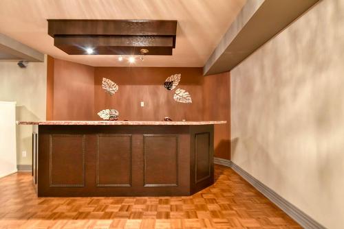 Salle de jeux - 5 Rue Finch, Dollard-Des-Ormeaux, QC - Indoor Photo Showing Other Room