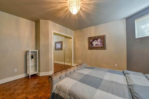 Chambre à coucher - 5 Rue Finch, Dollard-Des-Ormeaux, QC - Indoor Photo Showing Bedroom