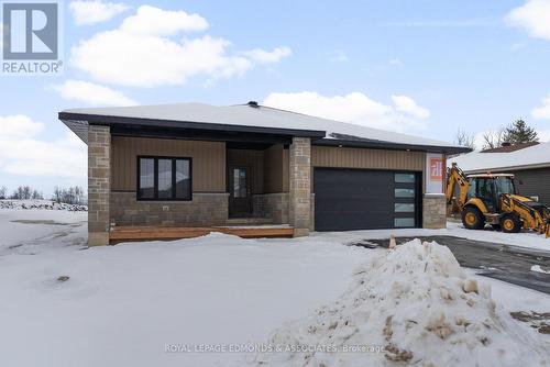 26 BAMAGILLIA STREET  Whitewater Region, ON K0J 1K0