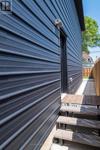 134 Gibson Avenue, Hamilton, ON - Outdoor