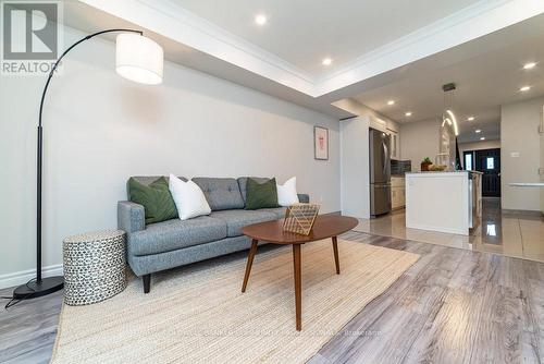 134 Gibson Avenue, Hamilton, ON - Indoor Photo Showing Living Room