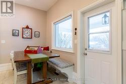 Entrance area just off the eat in kitchen - 