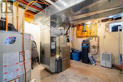 Utility room with room for a freezer - 