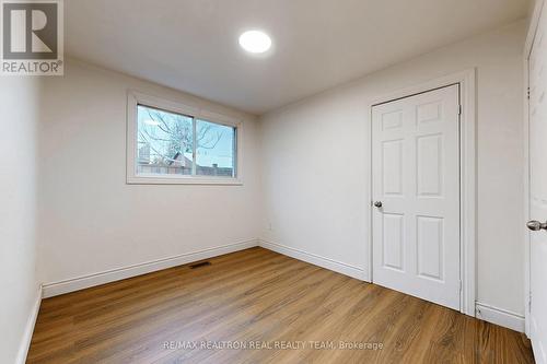 195 Balmoral Avenue N, Hamilton, ON - Indoor Photo Showing Other Room