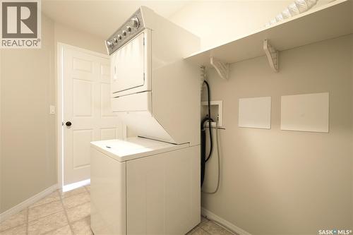 112 610 Centennial Boulevard, Warman, SK - Indoor Photo Showing Laundry Room
