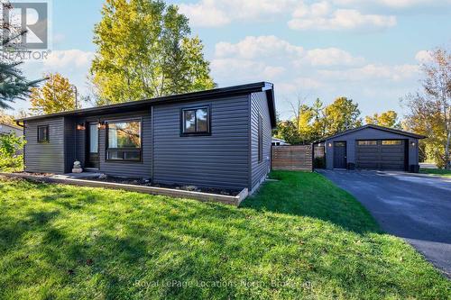 19 DELL PARR AVENUE  Collingwood, ON L9Y 0X2