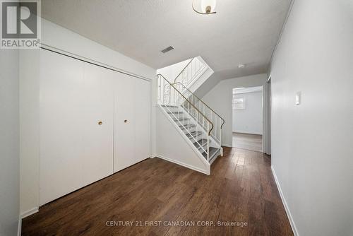 6 Spartan Drive, Brantford, ON - Indoor Photo Showing Other Room