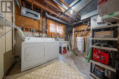 6 Spartan Drive, Brantford, ON - Indoor Photo Showing Laundry Room