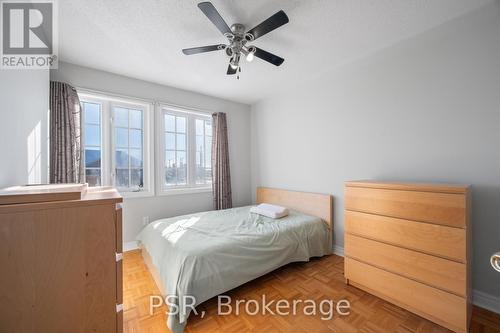 17 Andrika Court, Mississauga, ON - Indoor Photo Showing Bedroom