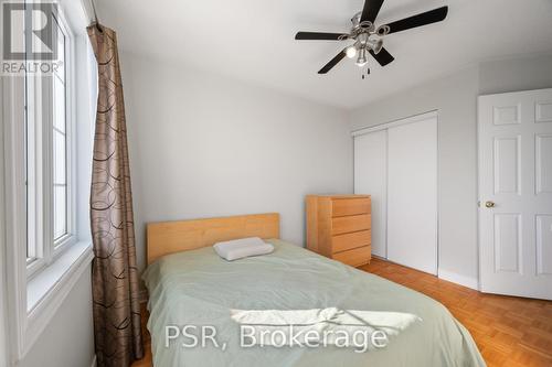 17 Andrika Court, Mississauga, ON - Indoor Photo Showing Bedroom