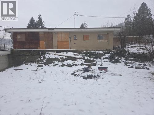 1381 3B Highway, Warfield, BC - Outdoor