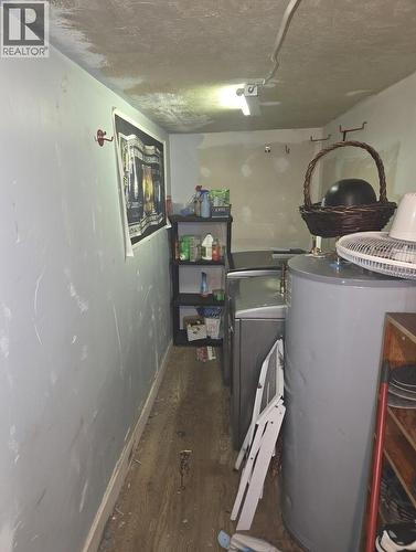 Second House - 1381 3B Highway, Warfield, BC - Indoor Photo Showing Laundry Room