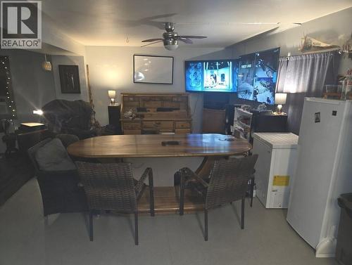 Second House - 1381 3B Highway, Warfield, BC - Indoor Photo Showing Dining Room