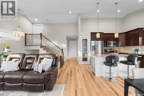 742 Evergreen Boulevard, Saskatoon, SK - Indoor Photo Showing Kitchen With Stainless Steel Kitchen With Upgraded Kitchen