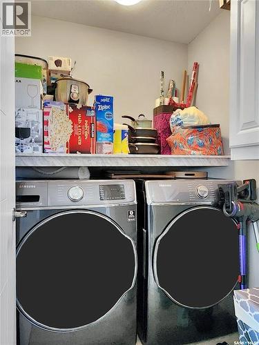 742 Evergreen Boulevard, Saskatoon, SK - Indoor Photo Showing Laundry Room