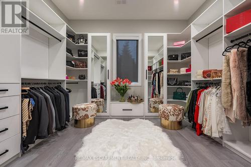 2110 Stonehouse Crescent, Mississauga, ON - Indoor With Storage