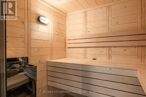 2110 Stonehouse Crescent, Mississauga, ON - Indoor Photo Showing Other Room