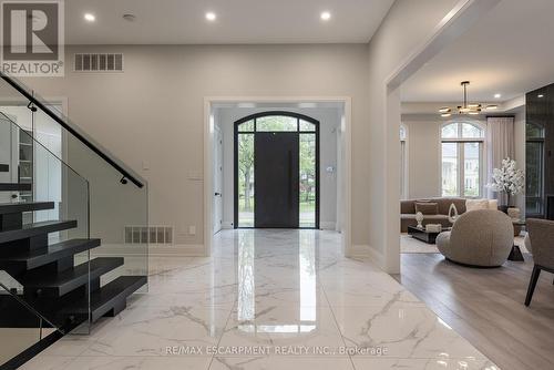 2110 Stonehouse Crescent, Mississauga, ON - Indoor Photo Showing Other Room