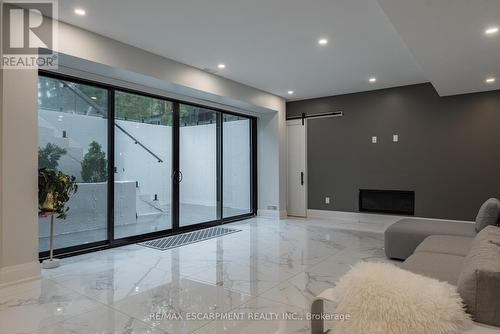 2110 Stonehouse Crescent, Mississauga, ON - Indoor Photo Showing Other Room