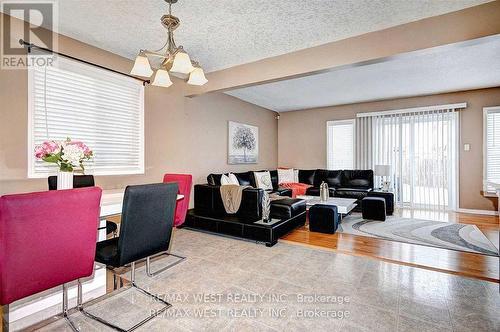 10 Verona Street, Kitchener, ON - Indoor