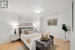 99 Palmdale Dr- second bedroom - 