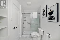 99 Palmdale Dr- washroom - 