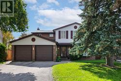 26 DEERBROOK TRAIL  Toronto, ON M1W 1V4