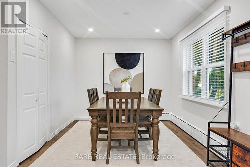 2073 Leighland Road, Burlington, ON - Indoor